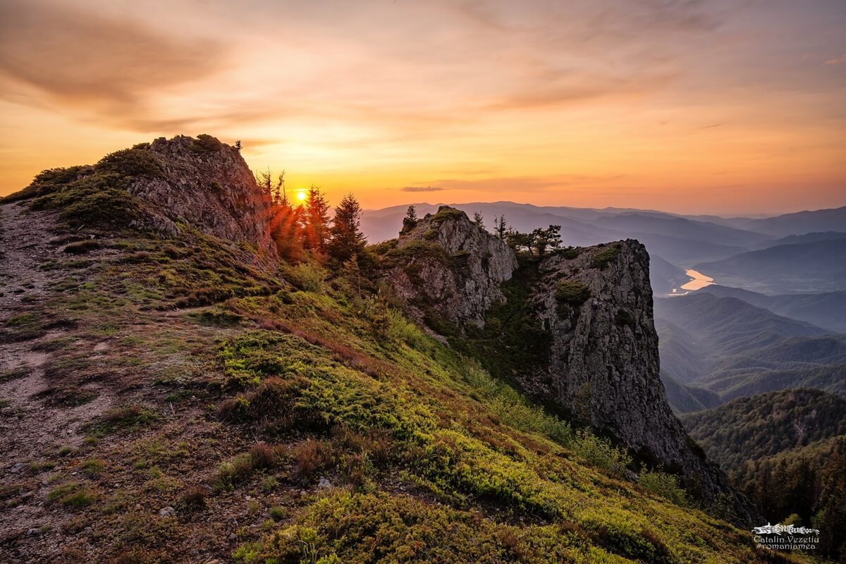 cozia-mountains-national-park-in-walachia-region