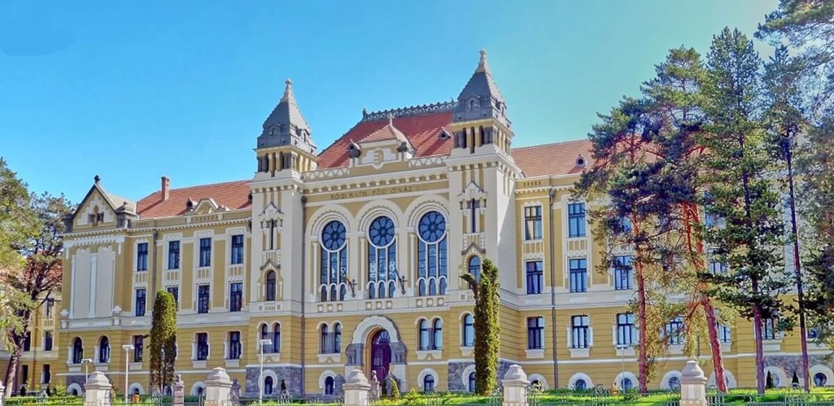 Marton Aron high school Miercurea Ciuc