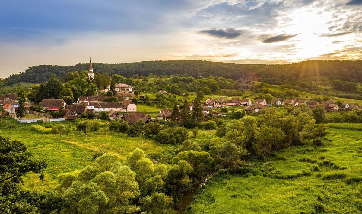 village-crit-in-transylvania